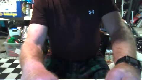 Snapshot of mikeb3200 chatting on March 4, 3:11 am mikeb3200 online show from March 4, 3:11 am