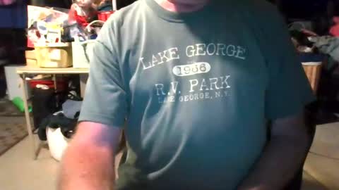 Snapshot of mikeb3200 chatting on September 28, 2:20 am mikeb3200 online show from September 28, 2:20 am