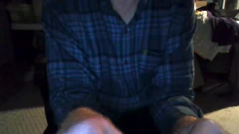 Snapshot of mikeb3200 chatting on December 4, 4:10 am mikeb3200 online show from December 4, 4:10 am