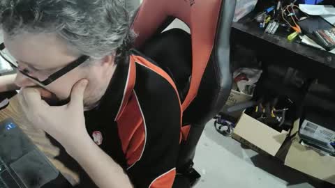 mikejws online show from November 4, 8:32 pm