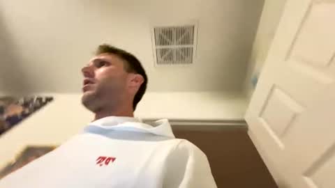 mikeywhite123 online show from August 1, 7:29 am