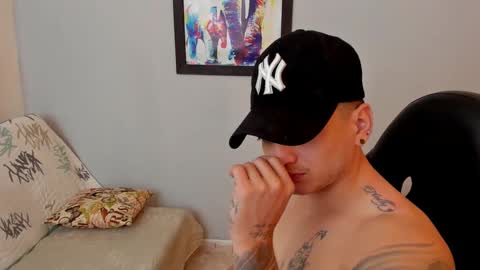 MIKKE online show from March 11, 2:18 pm