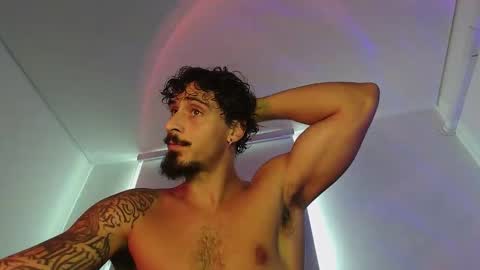 milkoffee online show from April 15, 8:09 pm