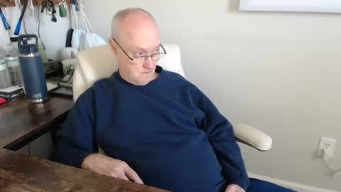 millenium0129 online show from November 10, 6:02 pm