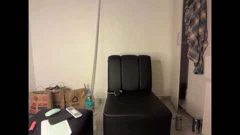 SlimnHungOH online show from February 23, 8:27 am