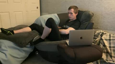 SlimnHungOH online show from December 11, 11:43 am