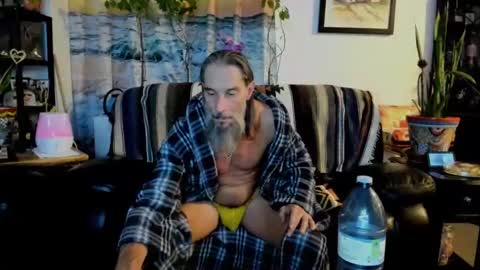 Snapshot of mindphuk chatting on March 10, 3:23 am mindphuk online show from March 10, 3:23 am