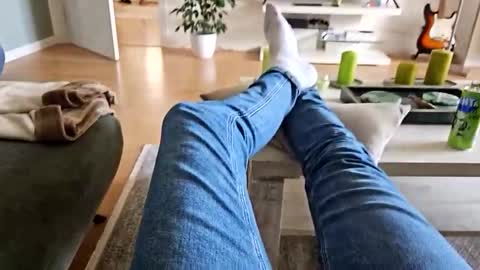 Jesse J. online show from September 14, 2:19 pm