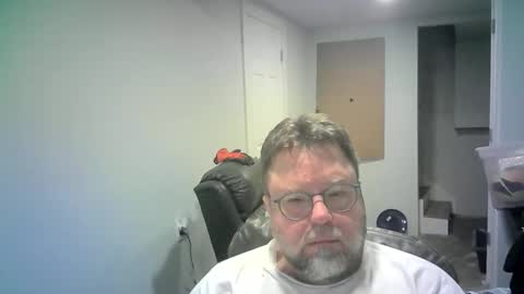 Mr. Happy online show from February 18, 6:55 am