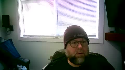 Snapshot of mister_happy567 chatting on March 6, 6:48 pm Mr. Happy online show from March 6, 6:48 pm