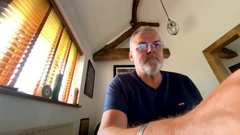 Misterblivs online show from June 6, 11:49 am