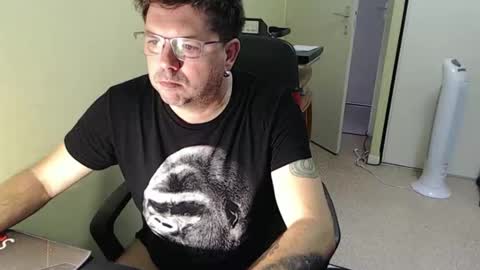 mistercoeur online show from November 15, 9:33 am