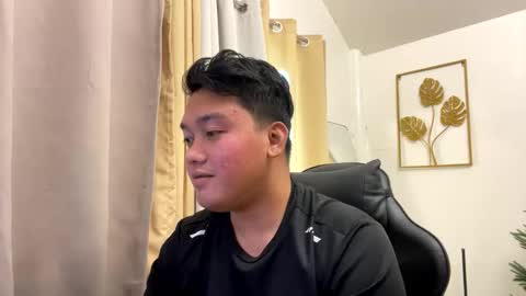 Michole Jay online show from December 20, 5:47 am