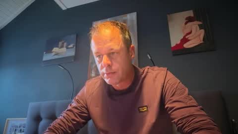 mme4you online show from October 7, 8:18 am