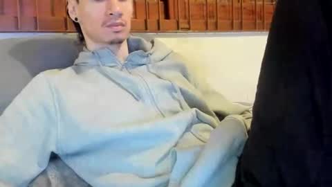 DigBreed online show from November 9, 2:21 pm