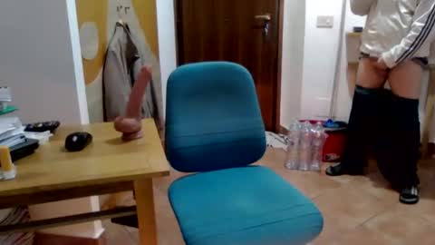 modesto1969 online show from March 19, 7:06 pm