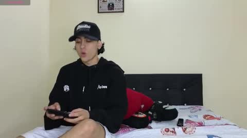 mohamed_malik online show from November 27, 2:04 am