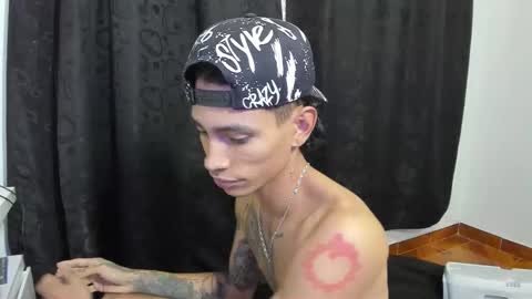 monkeyd_66 online show from September 21, 2:17 pm