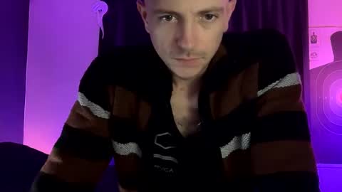 mount_vesuvius online show from November 24, 7:31 am