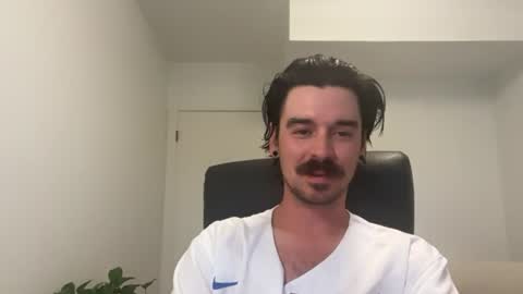 moustachematt online show from July 16, 1:56 am