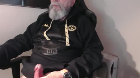 mr_boombastic2021 online show from November 25, 10:39 am