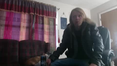 Snapshot of mr_happy12 chatting on January 2, 8:46 pm mr_happy12 online show from January 2, 8:46 pm