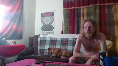 Snapshot of mr_happy12 chatting on December 17, 1:39 am mr_happy12 online show from December 17, 1:39 am