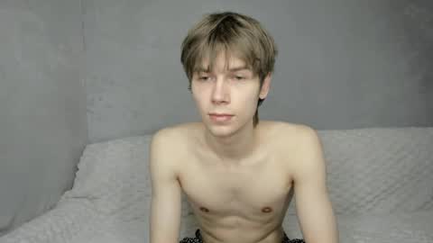 Makentoshi online show from April 1, 5:54 pm