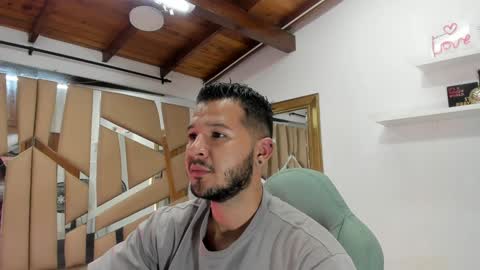 MIKEE online show from December 17, 3:06 am