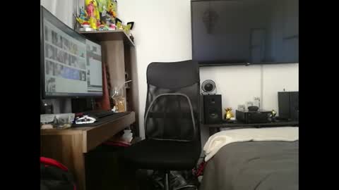 Dannys online show from February 8, 6:55 pm