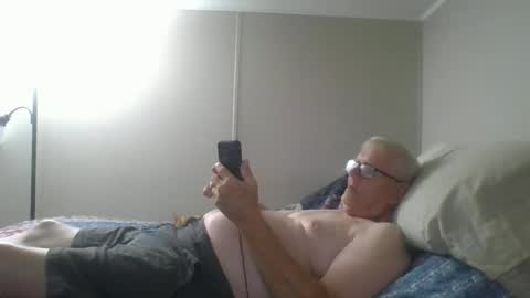 mrbill55 online show from December 9, 10:37 pm