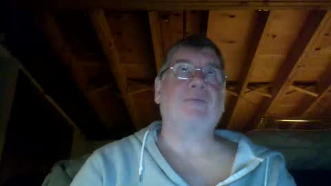 Snapshot of mrblade666 chatting on January 10, 2:14 am mrblade666 online show from January 10, 2:14 am