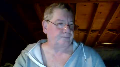 Snapshot of mrblade666 chatting on March 2, 10:58 am mrblade666 online show from March 2, 10:58 am