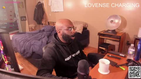 Snapshot of mrchuckdailyxxx chatting on December 5, 5:15 am Chuck Daily online show from December 5, 5:15 am