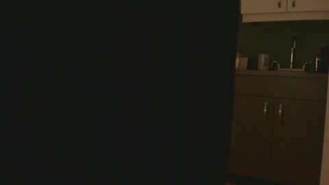 IwantU2WatchME online show from March 8, 3:38 pm