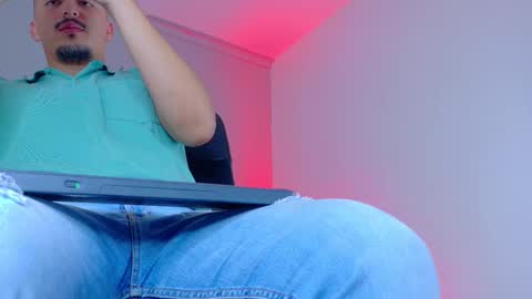 Mr Fox online show from January 12, 7:40 pm