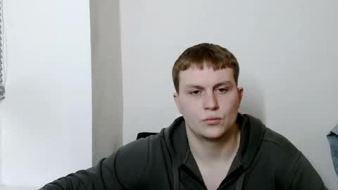 Max online show from February 21, 7:04 pm