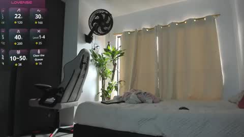 Bastian online show from April 12, 10:00 pm