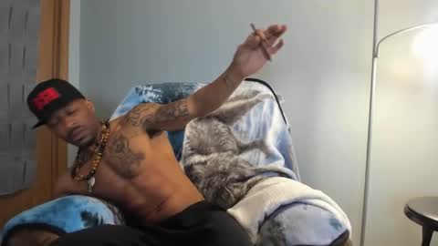 mromg007 online show from March 2, 6:59 pm