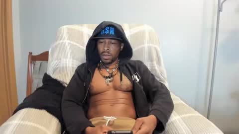 mromg007 online show from March 17, 12:58 am