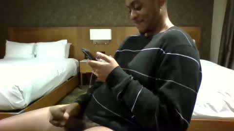 mrthicknlong6 online show from January 9, 2:33 am