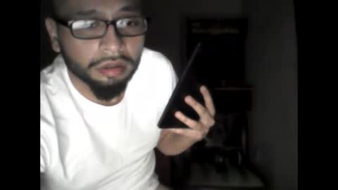 Snapshot of mrvicmac chatting on October 10, 8:30 am victor mancha online show from October 10, 8:30 am