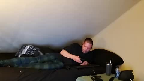 Snapshot of mrxhere chatting on December 4, 7:01 pm mrxhere online show from December 4, 7:01 pm