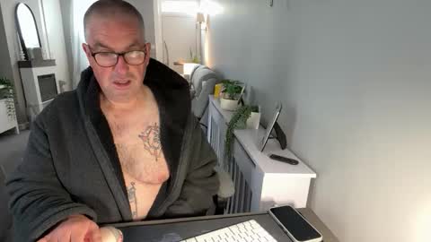 mtb1697 online show from October 1, 9:02 am