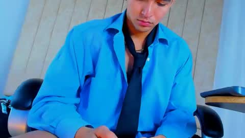 muichiro tokito1 online show from March 8, 4:09 am