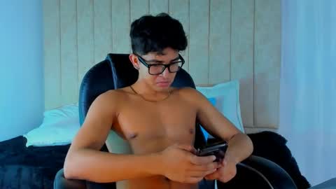 muichiro tokito1 online show from February 22, 4:18 am