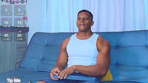 Snapshot of mulato_fit15 chatting on September 15, 3:02 pm mulato online show from September 15, 3:02 pm