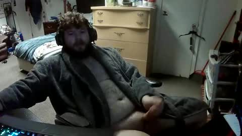 munchieee online show from December 10, 4:38 pm