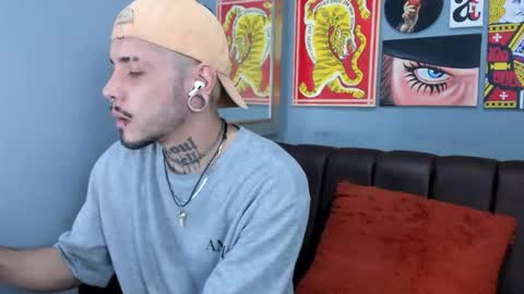 murdok  online show from February 5, 8:27 pm