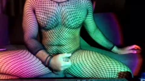 muscbttmbitch online show from July 3, 6:45 pm